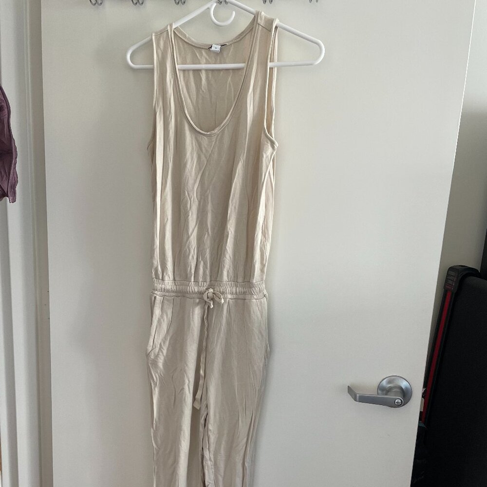 Daily Ritual Women's Supersoft Terry Sleeveless Scoopneck Jumpsuit Sand/Cream XS